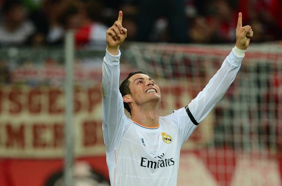 La felicità di Ronaldo espressa nel consueto modo, con le dita protese verso il cielo. Afp